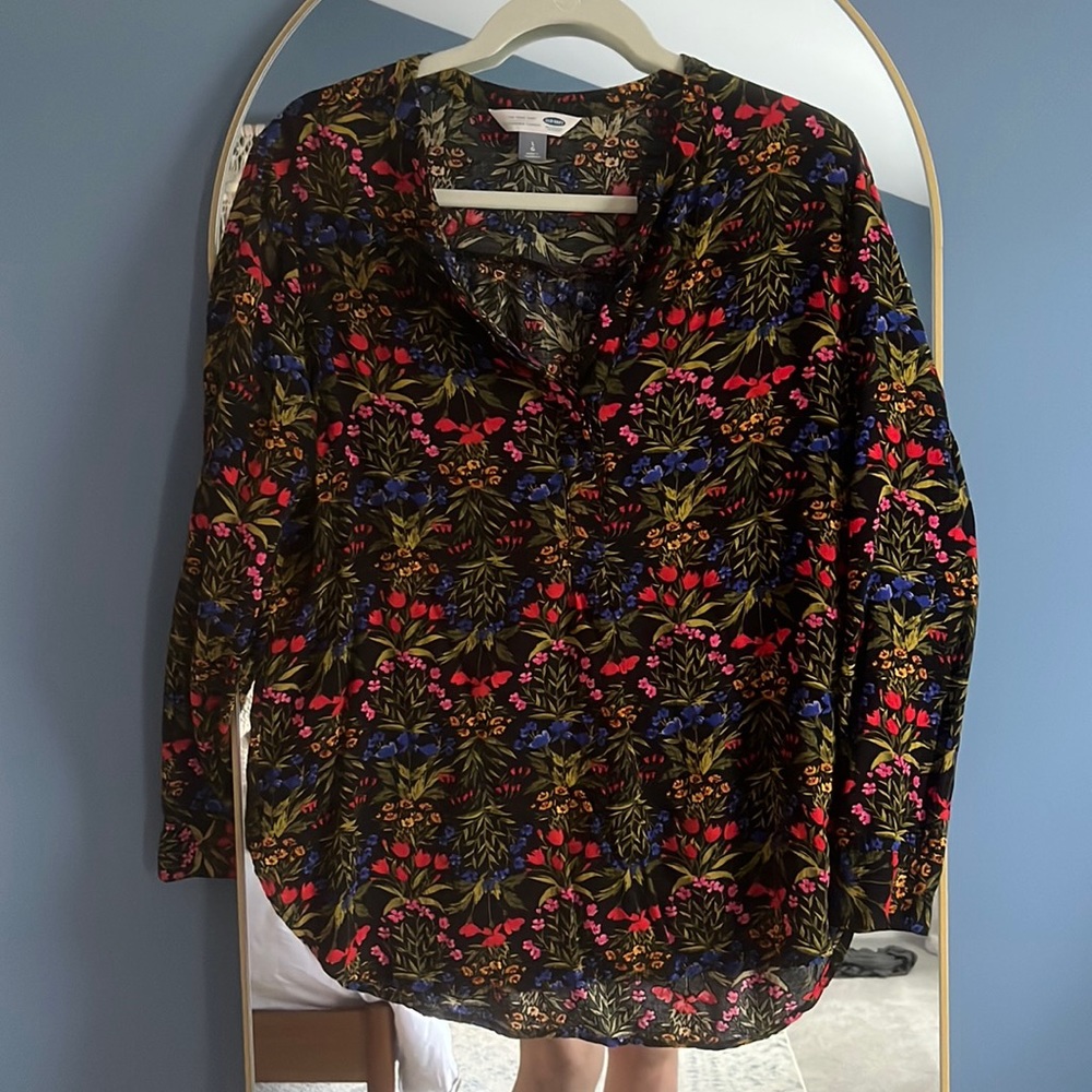 Old Navy size Large tunic shirt in floral